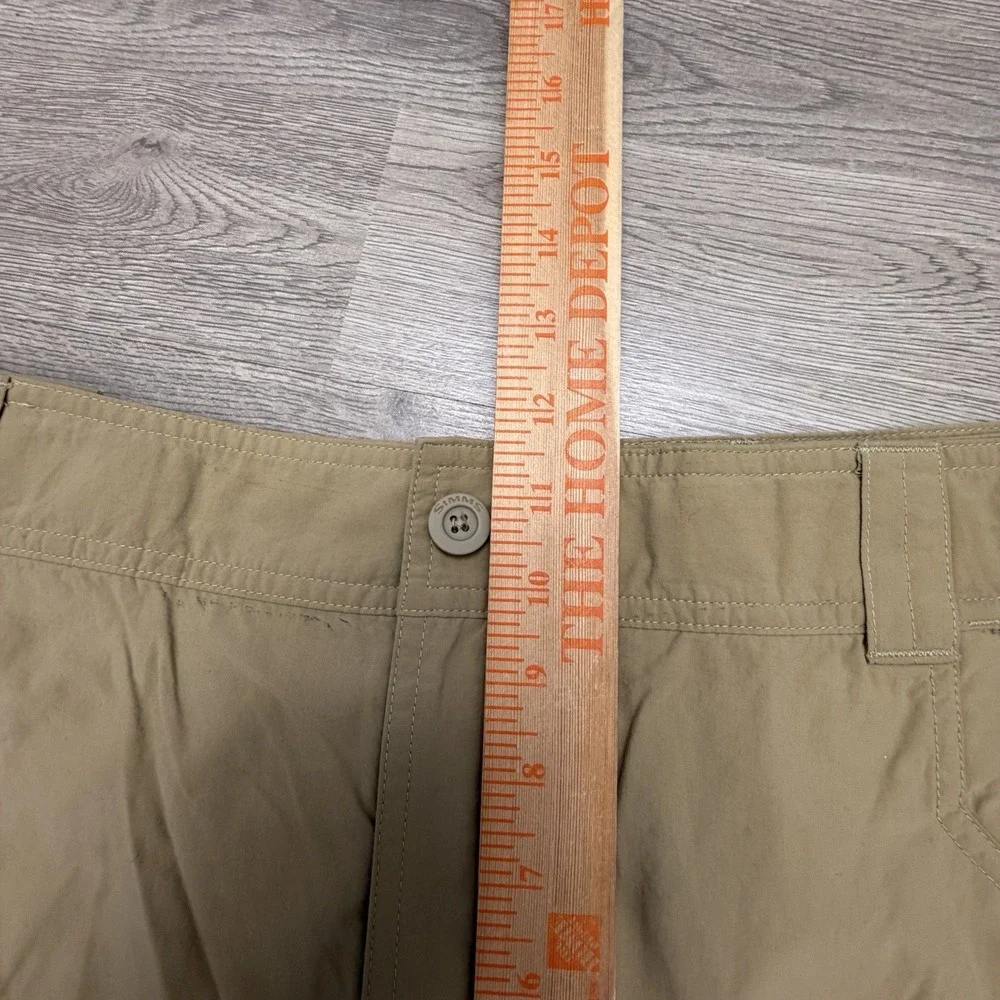 Simms Fishing Shorts Mens XL Tan 9